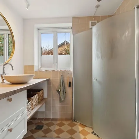 Renovated Family In Listed - Close To Sea *