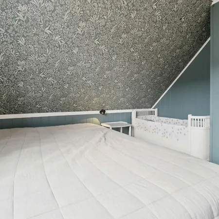 Renovated Family In Listed - Close To Sea *