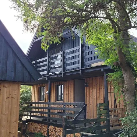 Renovated Family In Listed - Close To Sea Holiday home *